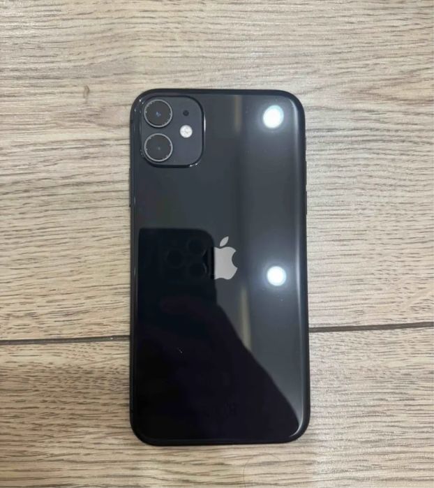 Iphone 11 на 128, акб 85%