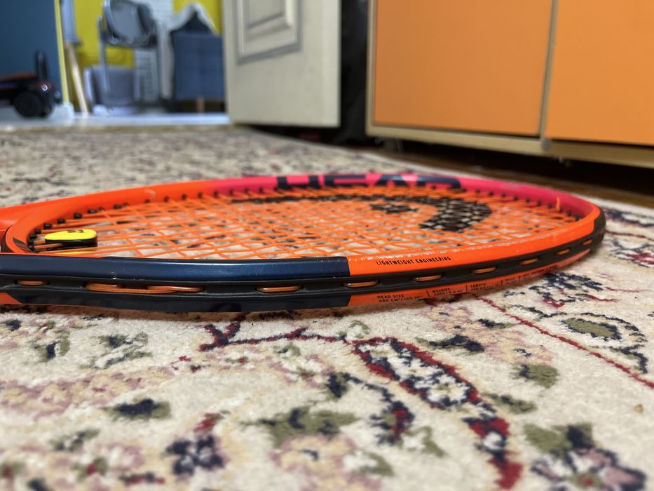 Ракетка для тенниса