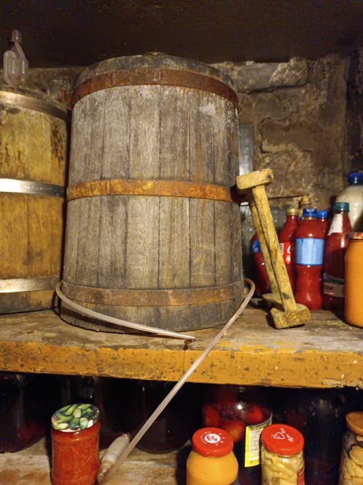 Продам бочки дубовые