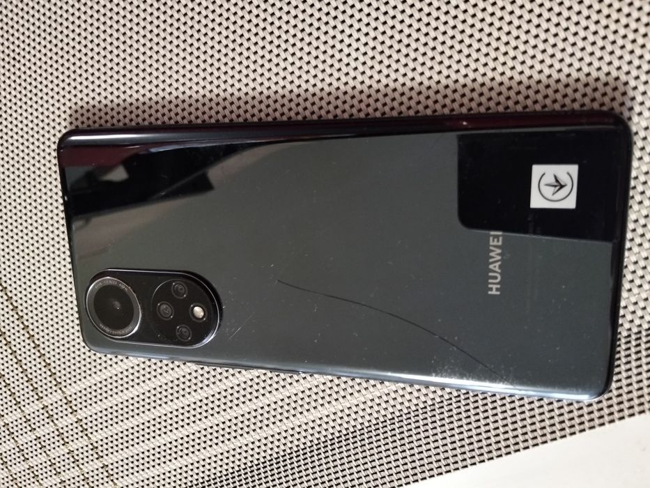 Vând Huawei nova9