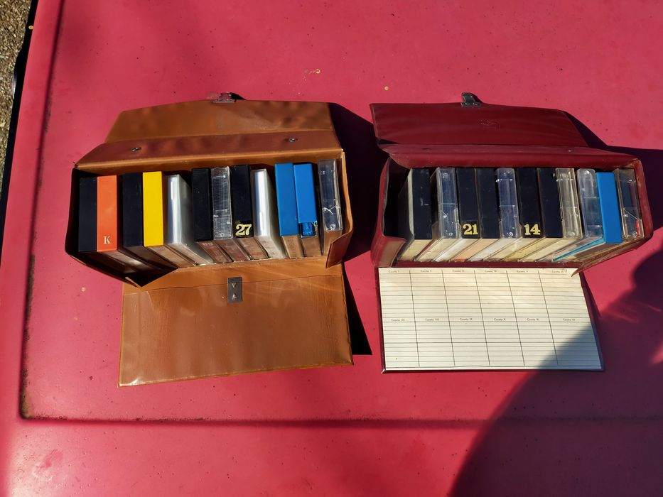 Vintage ! Lot 2 Portcasete/Genti casete ani 80/90 +Casete bonus
