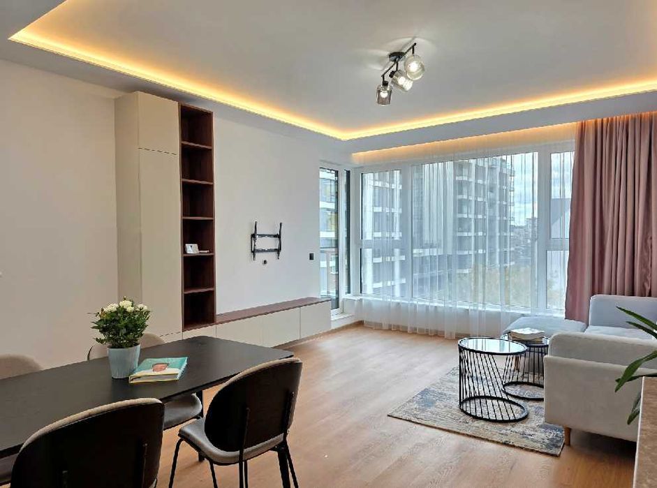 Дава се под наем Двустаен апартамент в София, Витоша - 62 кв.м за 598.23 € - Снимка #2