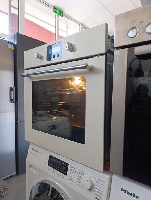 Ретро Фурна за вграждане Electrolux