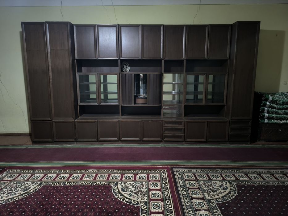 Стенка продаётся срочно