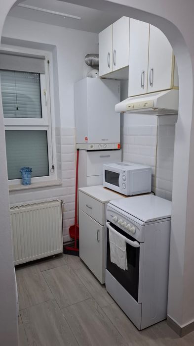 Garsoniera de închiriat