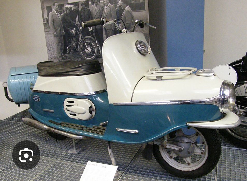 Продаётся ретро мотороллер под проект