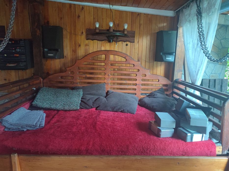 Масивна градинска люлка