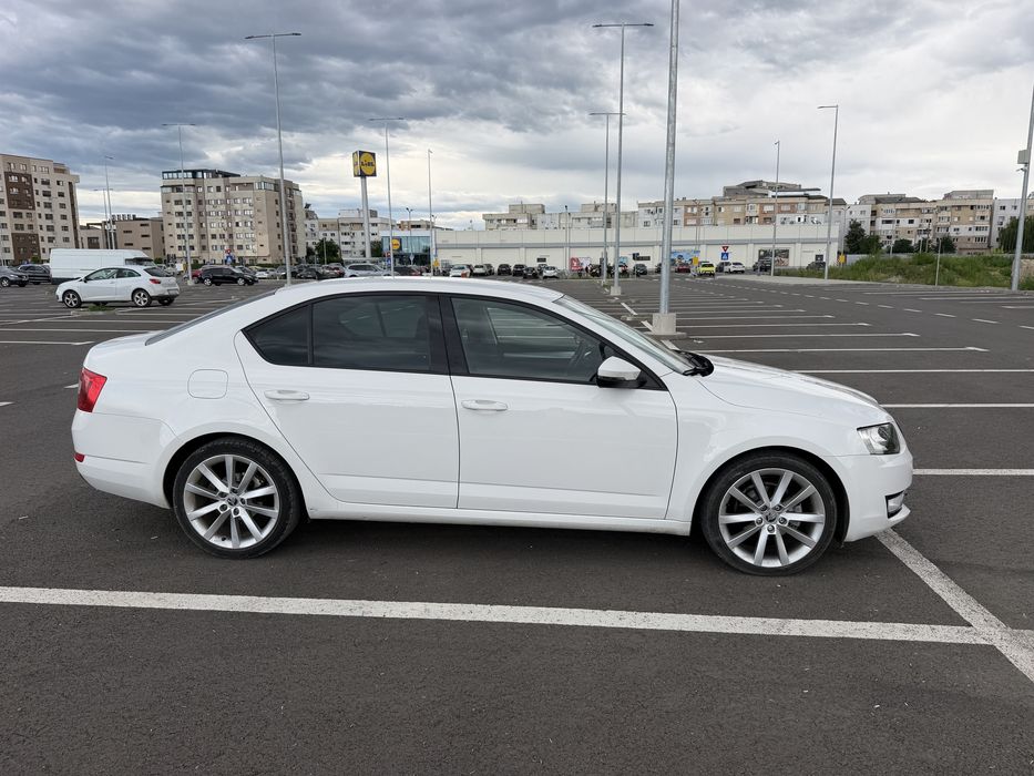 SKODA Octavia 2015 — imagine 3
