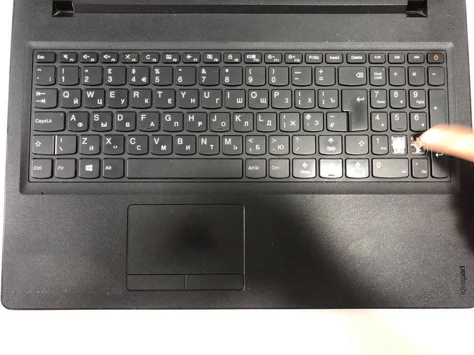 Lenova Ideapad 80UD
