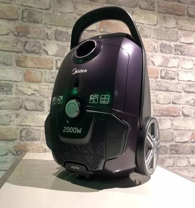 Пылесос Model C18 — Midea циклонный пылесос