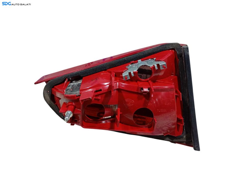 Tripla Stop Lampa Dreapta de pe Haion Haion Portbagaj Audi A4 B8 Berlina Sedan NFL Non Facelift 2008 - 2012 Cod 8K5945094D [LC0501]