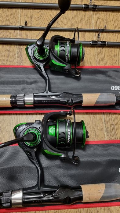 SET 2 FEEDERE PRO FL ROYAL X Feeder 3.60m + 2 Mulinete SPARKLER SP5000