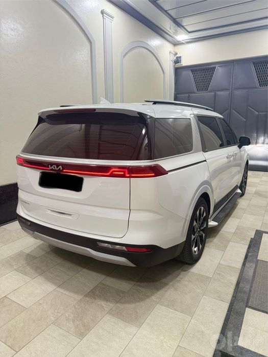 Kia carnival 2023 yil koreya