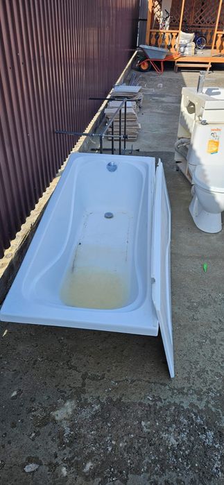 Раковина, ванна, туалет