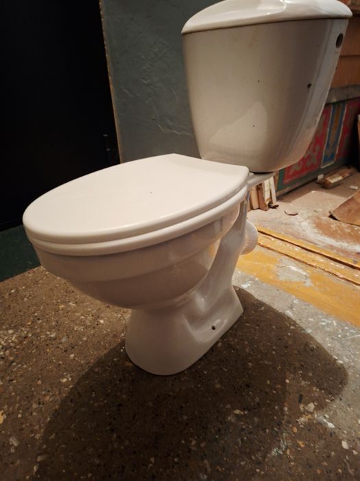 Продам унитаз б/у