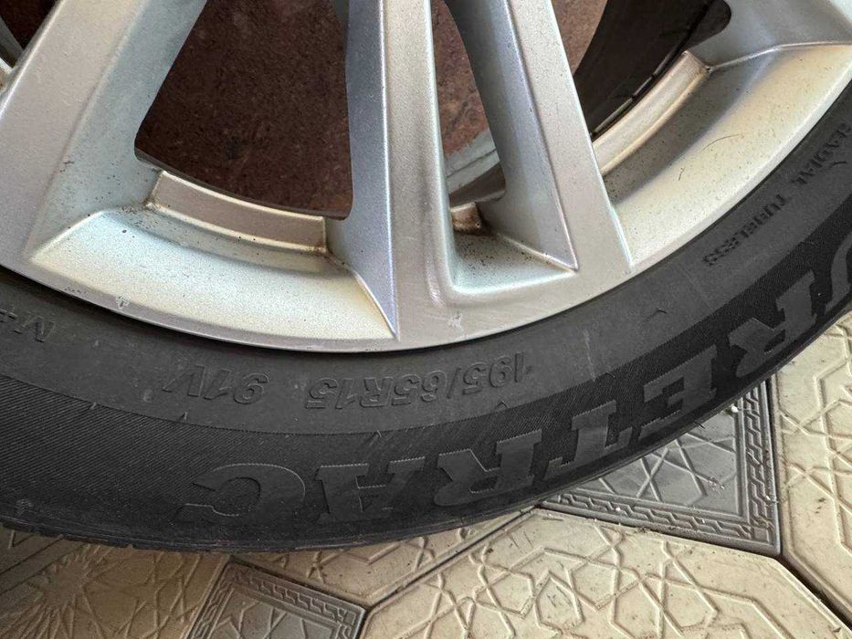 Продам диски + шины GM оригинал "Кобальт"