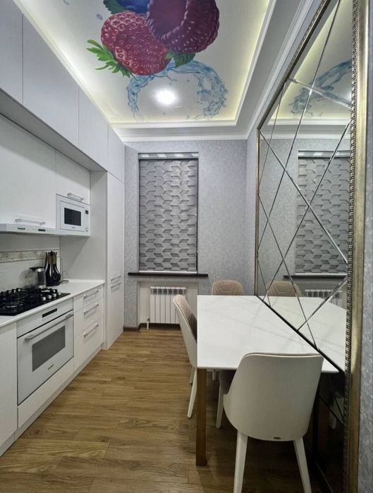 Parisien Продается 2 комнатная квартира ремонт мост Мукимий