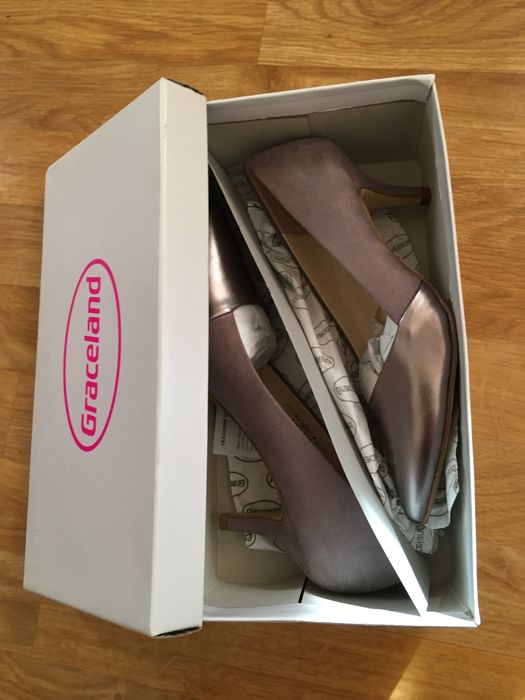 Обувки на ток Graceland