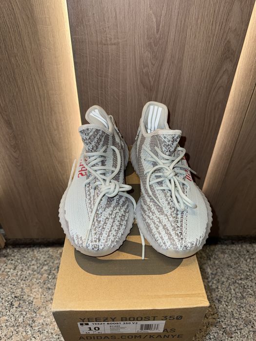 Yeezy 350v2 Blue Tint