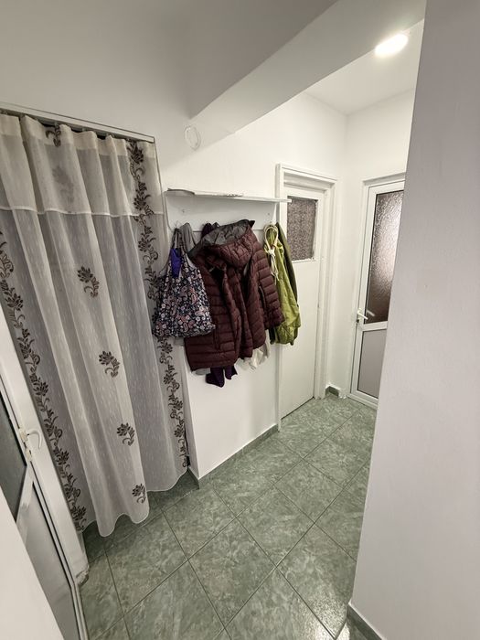 Apartament cu 3 camere