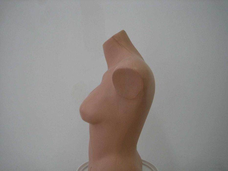 Манекени - дамски торс