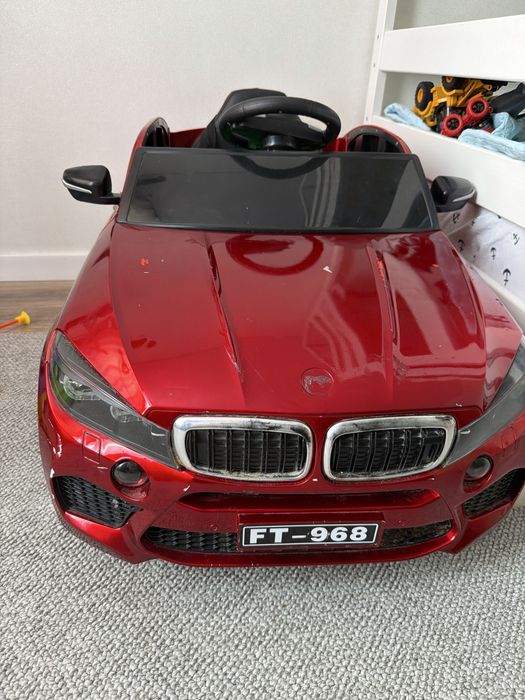 Машина для детей,транспорт