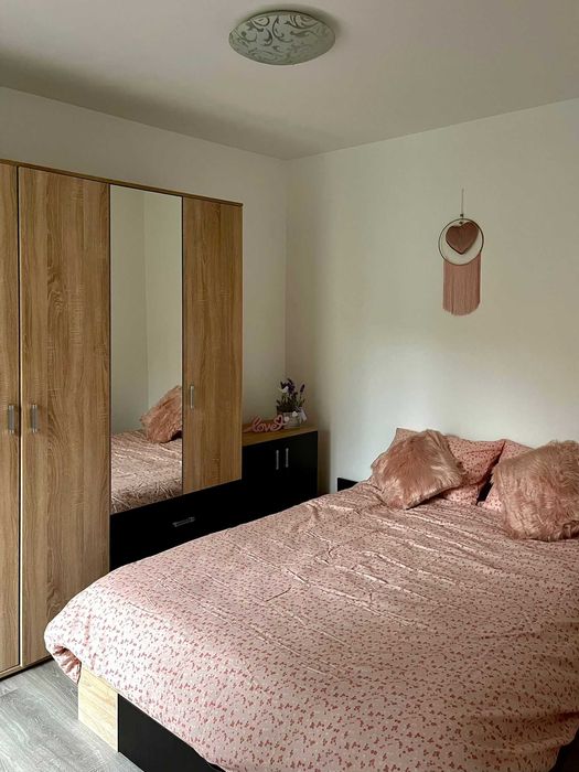 Închiriez apartament 2 camere