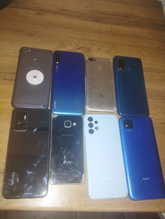 Телефон на запчасть