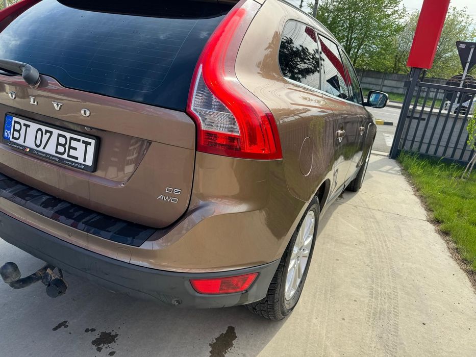 Vând Volvo XC60 2.4 D5 2009 185 4×4