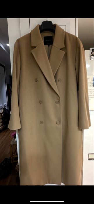 Продаю пальто Massimo Dutti