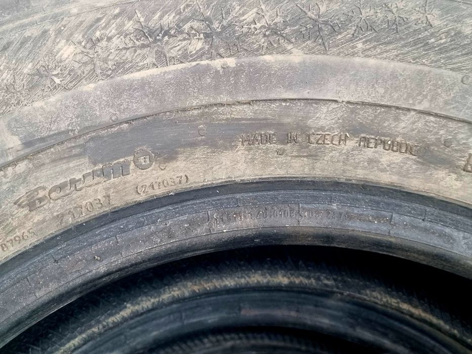 Anvelope de iarna 215 70 R15 C