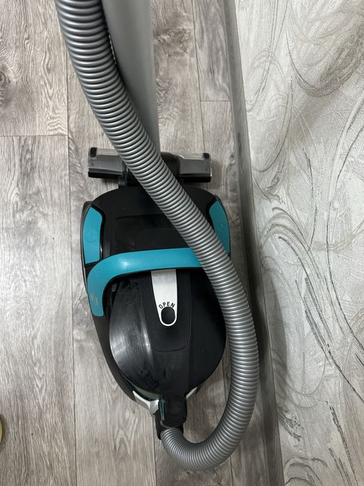 пылесос в хорошем состоянии