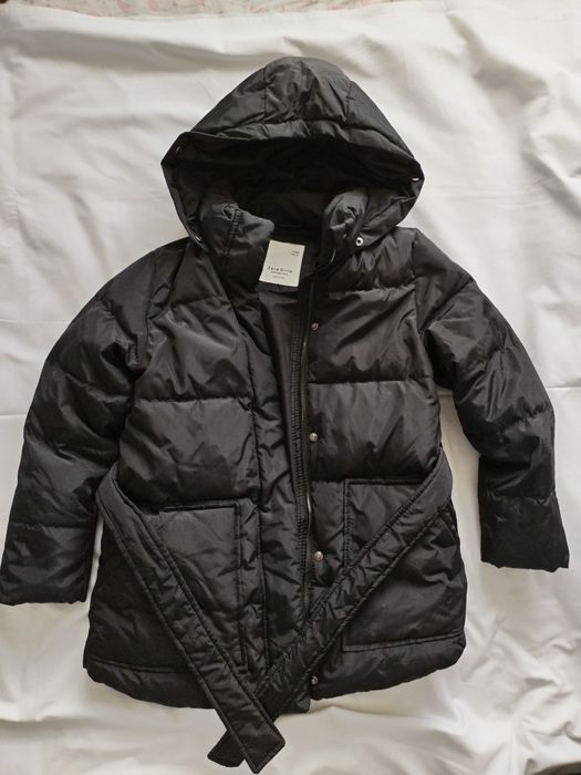 Paltoane și gecute Zara