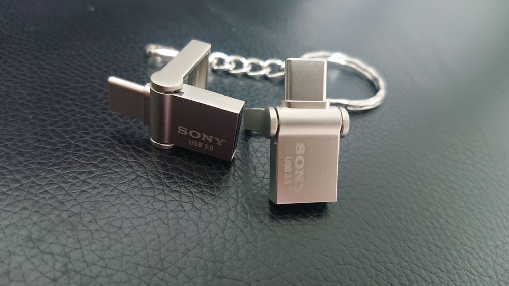 Флашка SONY 2TB с два накрайника