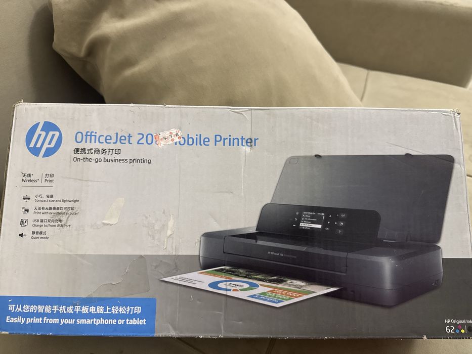Принтер hp  OfficeJet 202 Mobile