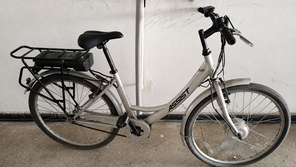 Bicicletă electrică assist