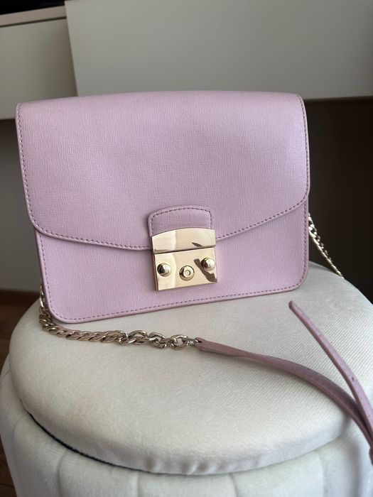 Чанта Furla, естествена кожа, много запазена