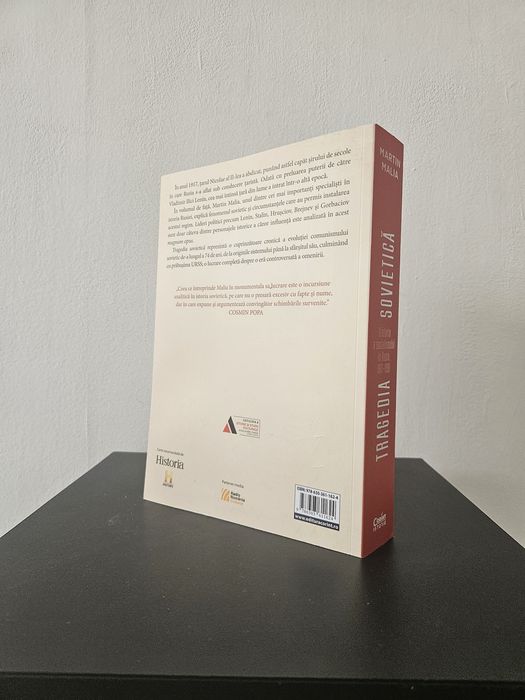 Tragedia sovietică, o istorie a socialismului în Rusia 1917-1991 de Martin Malia