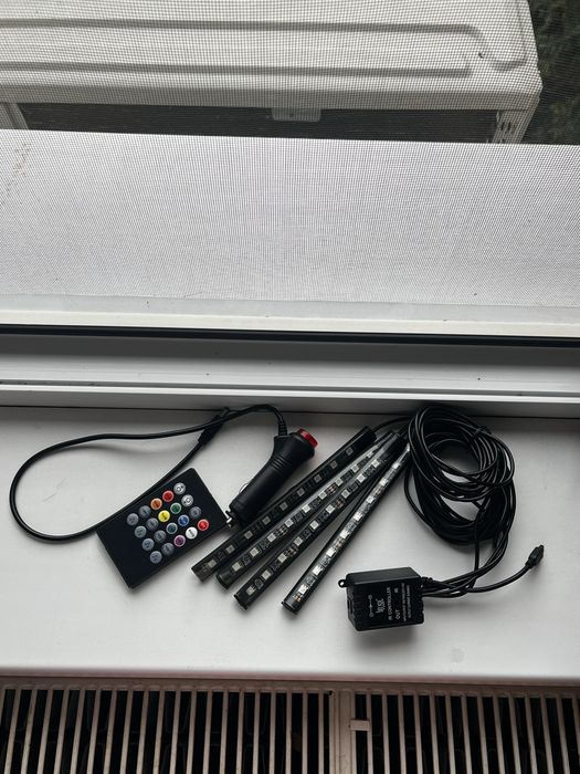 Kit RGB Lumini Ambientale Nou