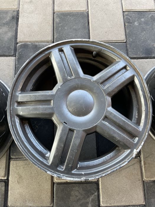 Торус 15 сатылады..