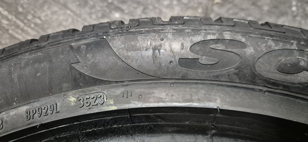 285 40 22 O bucata pirelli iarnă
