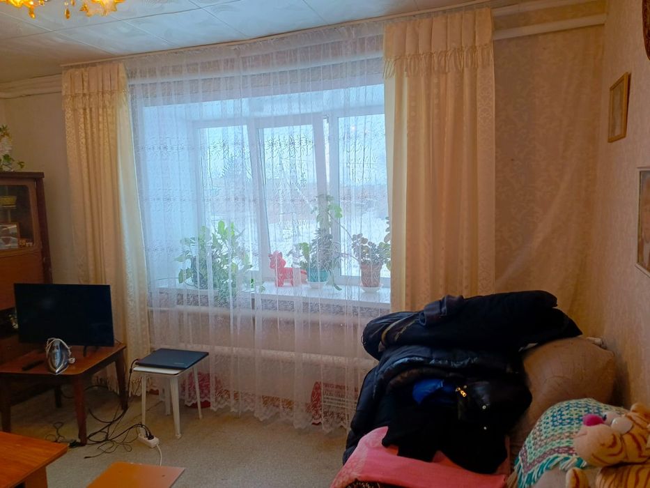 Продается 2 ком квартира Петерфельд