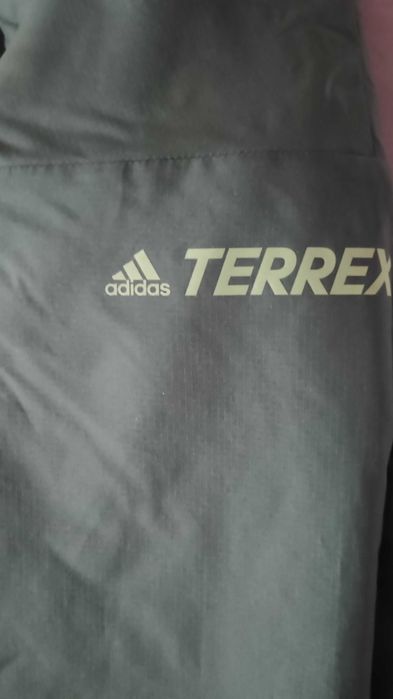 Яке Adidas Terrex