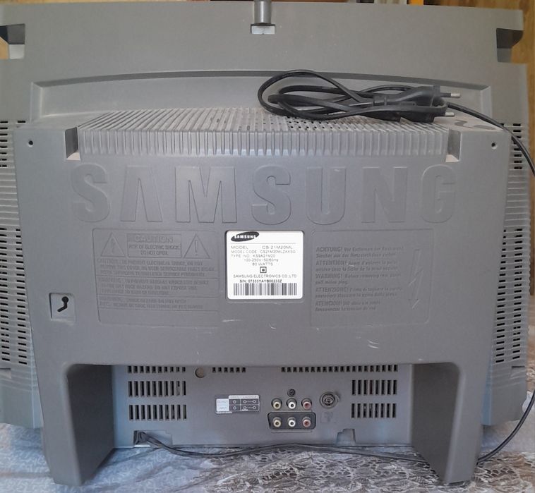 Телевизор Samsung Plano