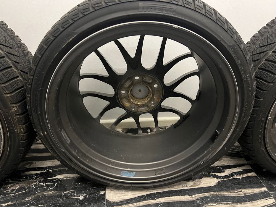 Jante R19 pentru BMW cu anvelope de iarnă