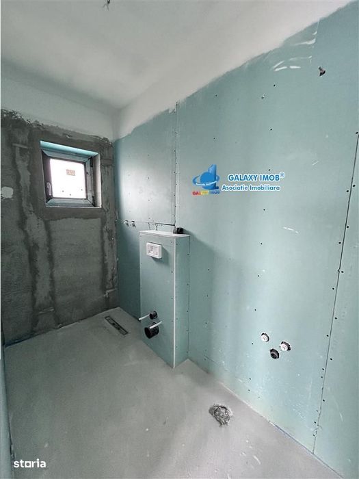 Casa 5 cam\/4bai\/terasa\/227mp-Panouri 10kw-Pompa caldura10kwTeren