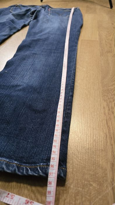 Blugi Levi’s 570 Straight Fit Damă - Denim Calitativ
