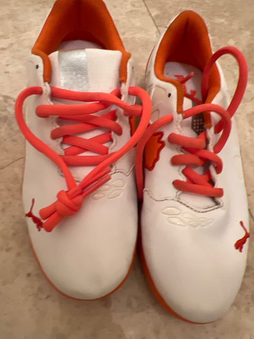 Pantofi Puma sport pentru fotbal