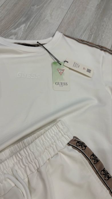 Guess Спортен бял сет