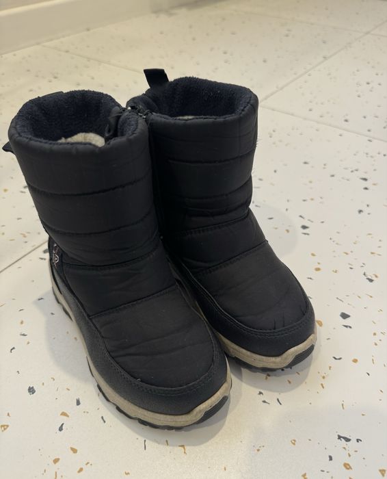 Зимняя обувь для мальчика.